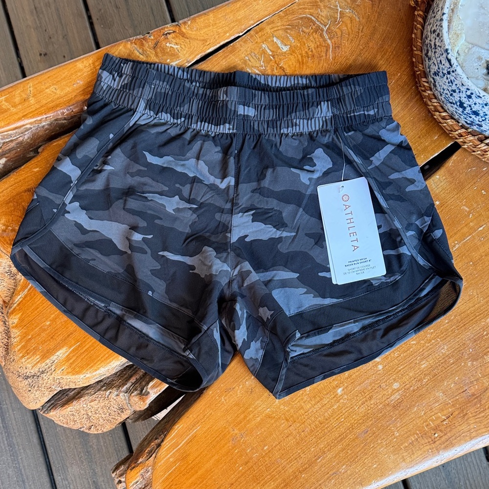NWT Athleta Women's Printed Mesh Racer Run Camo Shorts 4”, sz xs